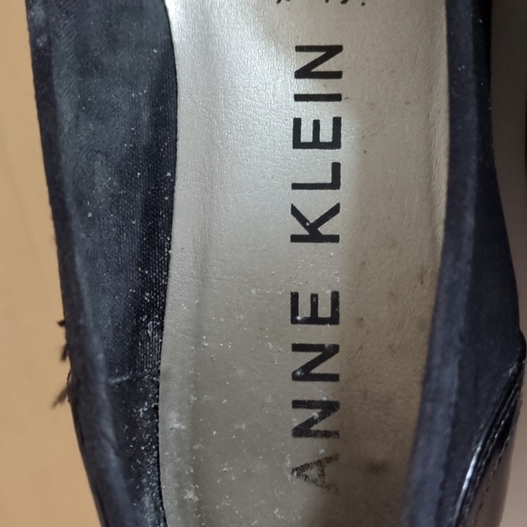 Anne Klein shoe in black suede 7.5 - Picture 4 of 4